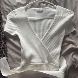 Aritzia Wilfred All Tied Up top